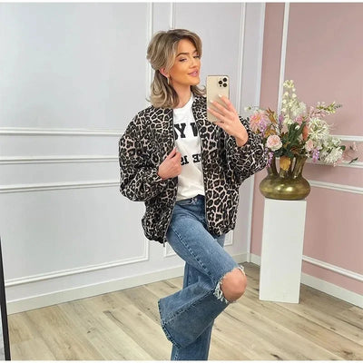 Jackie – The Bold Leopard Jacket