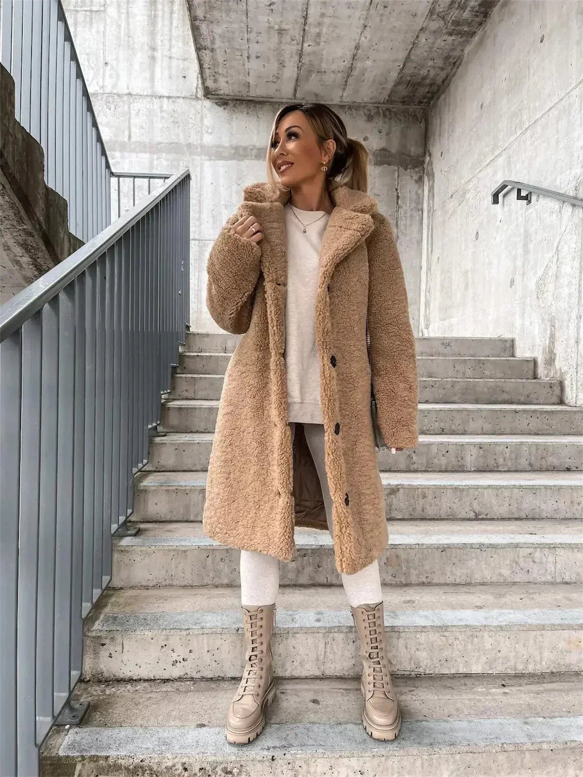 Selene – Cozy Longline Coat