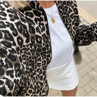 Jackie – The Bold Leopard Jacket