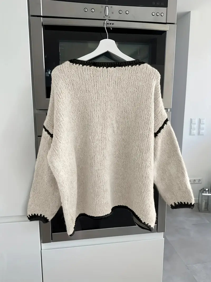 Amara – Cozy Cloud Sweater