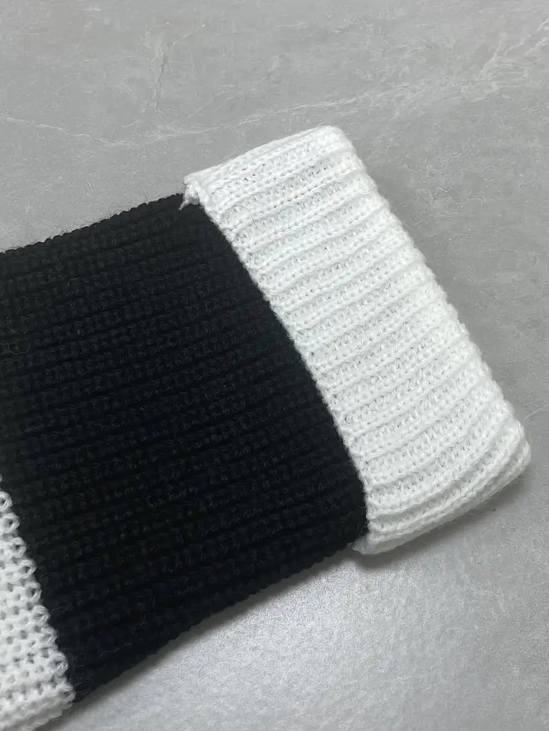 Aria – Cozy Striped Sweater